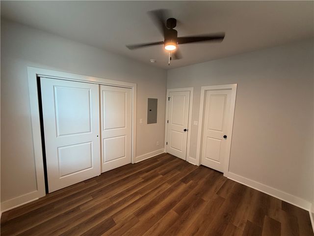 1043 S Laramie Heights, Fayetteville, AR 72704