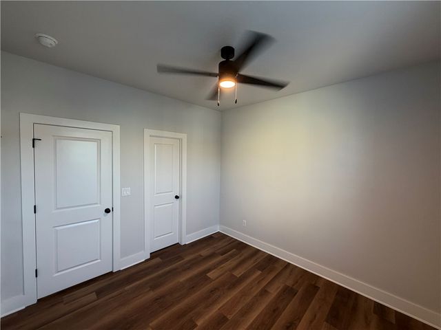 1043 S Laramie Heights, Fayetteville, AR 72704