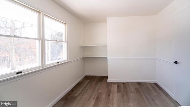 6152 PIGEON HILL RD, Spring Grove, PA 17362