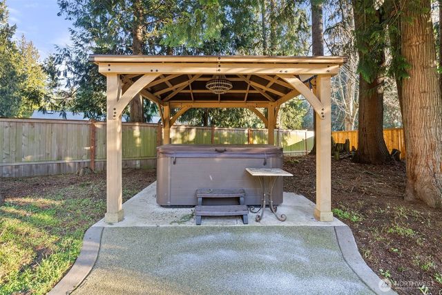 17346 Topaz Loop SE, Yelm, WA 98597