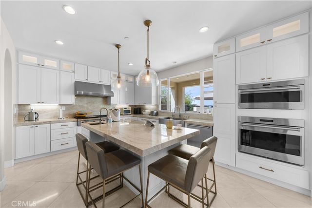 33 Trumpet Vine, Irvine, CA 92603