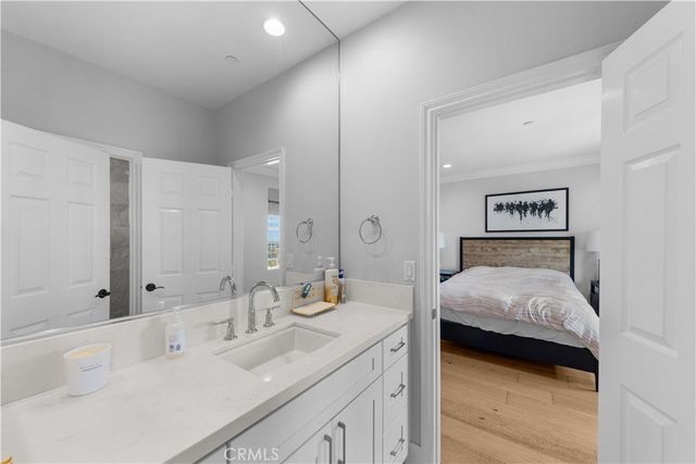33 Trumpet Vine, Irvine, CA 92603