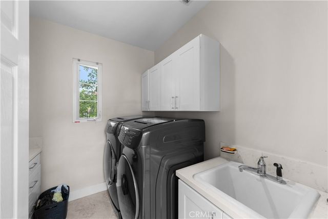 33 Trumpet Vine, Irvine, CA 92603
