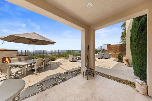 33 Trumpet Vine, Irvine, CA 92603