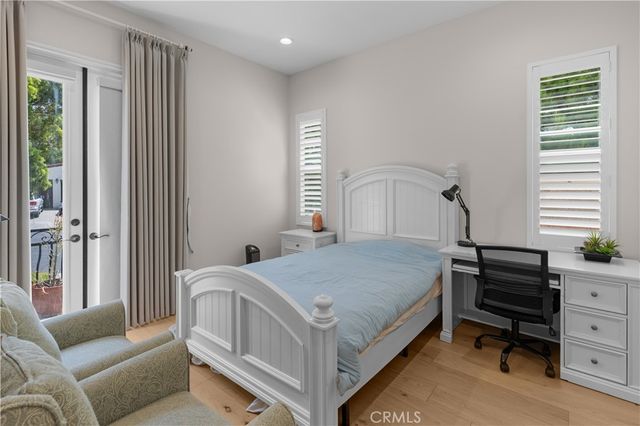 33 Trumpet Vine, Irvine, CA 92603