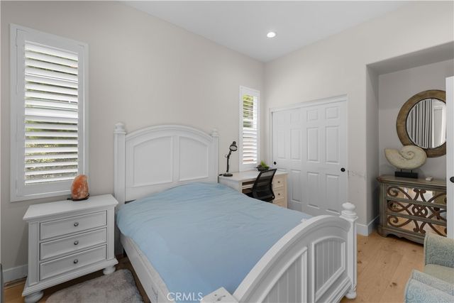 33 Trumpet Vine, Irvine, CA 92603