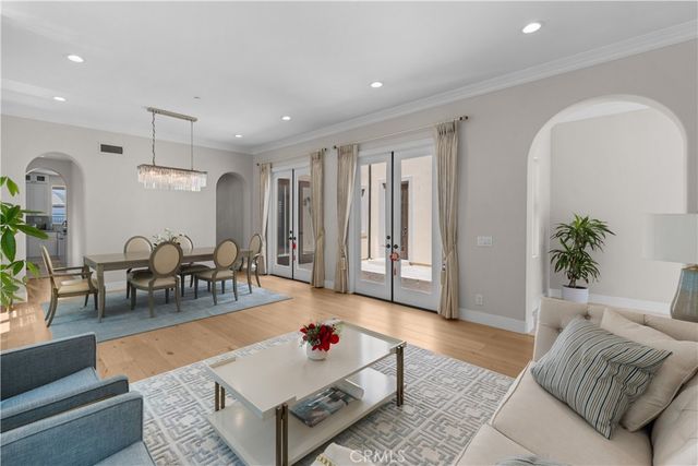 33 Trumpet Vine, Irvine, CA 92603