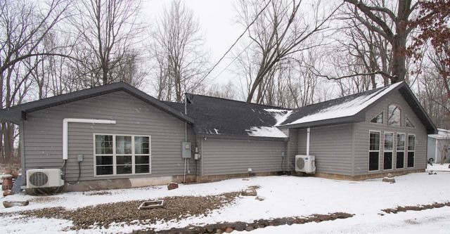 2008 E Riverside Drive, Warsaw, IN 46582