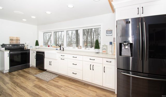 2008 E Riverside Drive, Warsaw, IN 46582