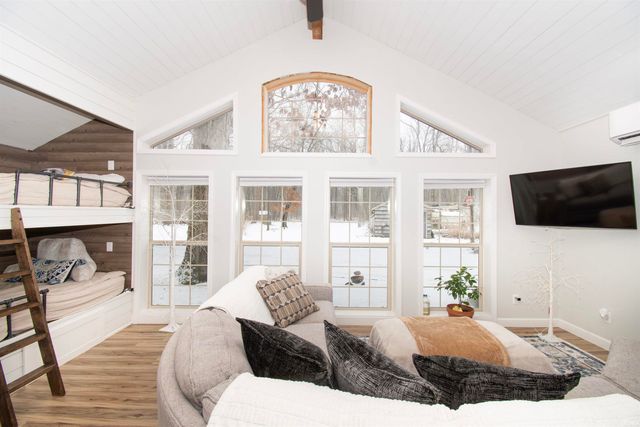 2008 E Riverside Drive, Warsaw, IN 46582