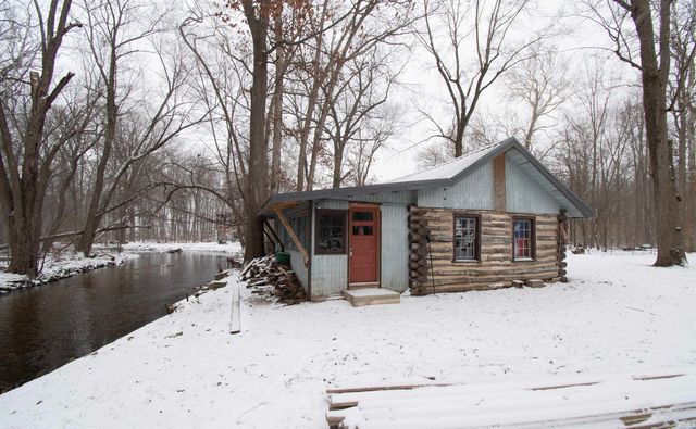 2008 E Riverside Drive, Warsaw, IN 46582