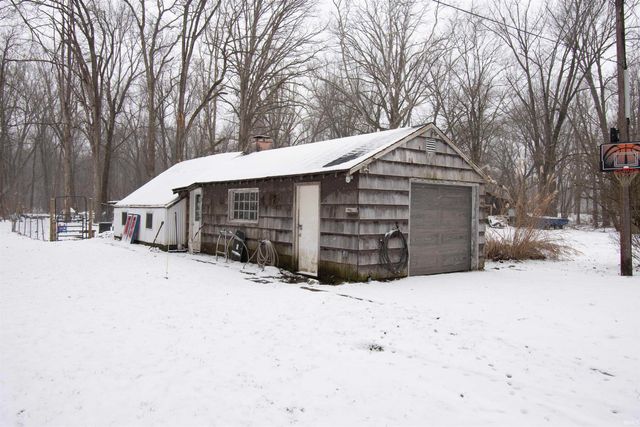 2008 E Riverside Drive, Warsaw, IN 46582