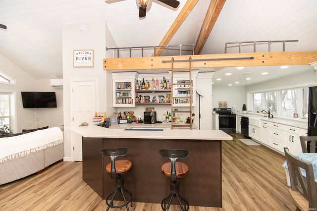 2008 E Riverside Drive, Warsaw, IN 46582