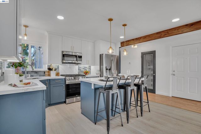 513 F St, Union City, CA 94587