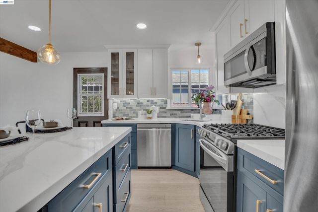 513 F St, Union City, CA 94587