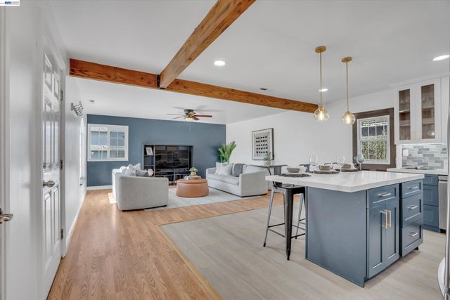 513 F St, Union City, CA 94587