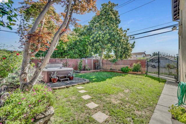 513 F St, Union City, CA 94587