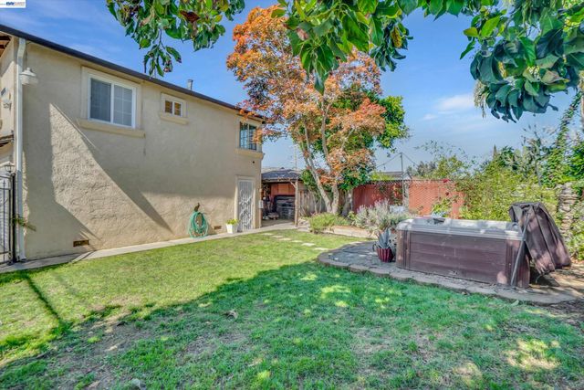 513 F St, Union City, CA 94587
