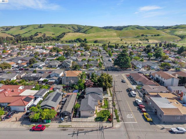 513 F St, Union City, CA 94587