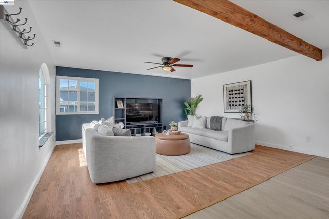 513 F St, Union City, CA 94587