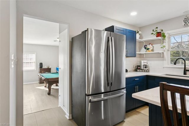 153 Beechmont DR, Newport News, VA 23608