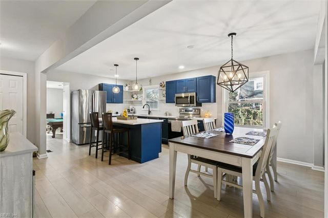 153 Beechmont DR, Newport News, VA 23608