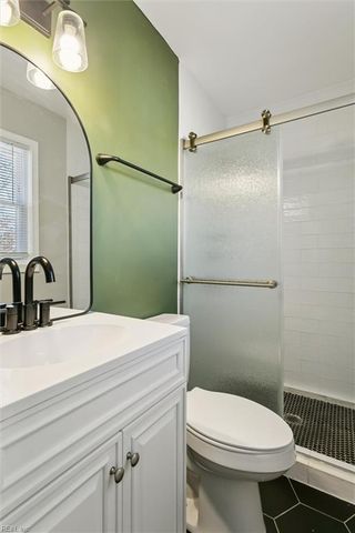 153 Beechmont DR, Newport News, VA 23608