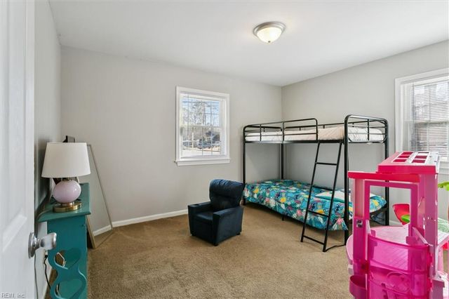 153 Beechmont DR, Newport News, VA 23608