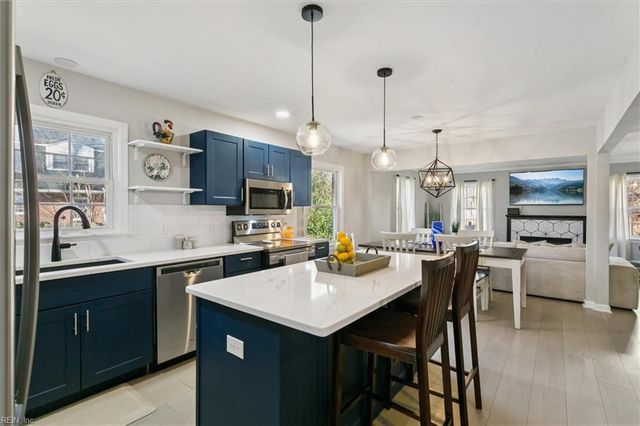 153 Beechmont DR, Newport News, VA 23608