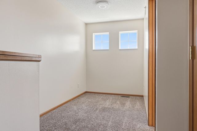 2894 Clover Ridge Drive, Chaska, MN 55318