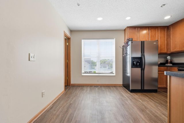 2894 Clover Ridge Drive, Chaska, MN 55318