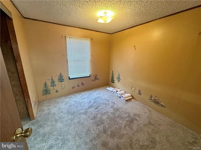 91 CHEYENNE LN, Lehighton, PA 18235