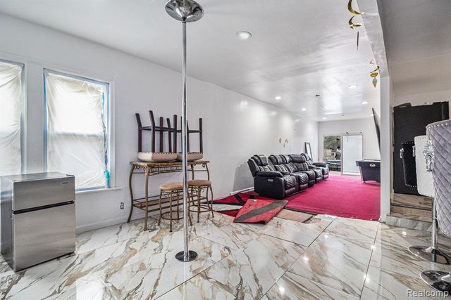 2269 Hazelwood Street, Detroit, MI 48206