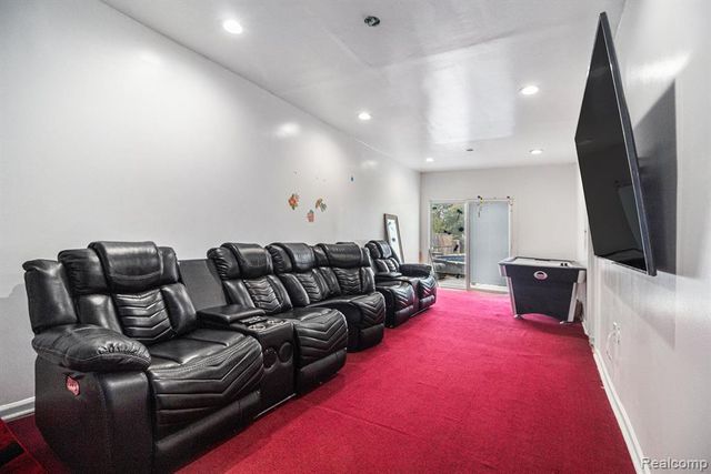 2269 Hazelwood Street, Detroit, MI 48206