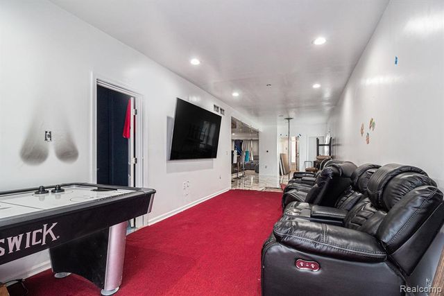 2269 Hazelwood Street, Detroit, MI 48206