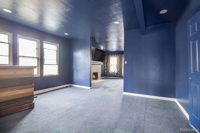 2269 Hazelwood Street, Detroit, MI 48206