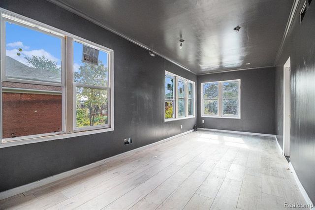 2269 Hazelwood Street, Detroit, MI 48206