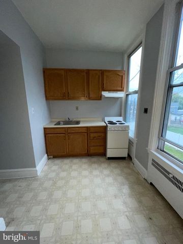 1220 PERKIOMEN AVE, Reading, PA 19602