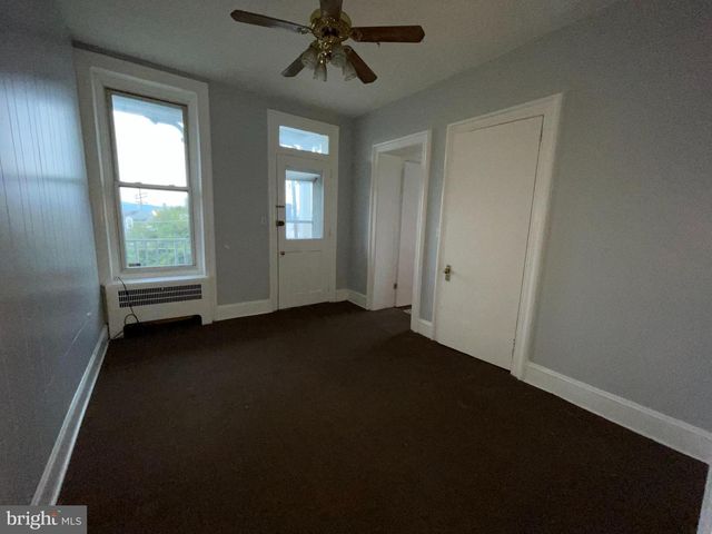 1220 PERKIOMEN AVE, Reading, PA 19602