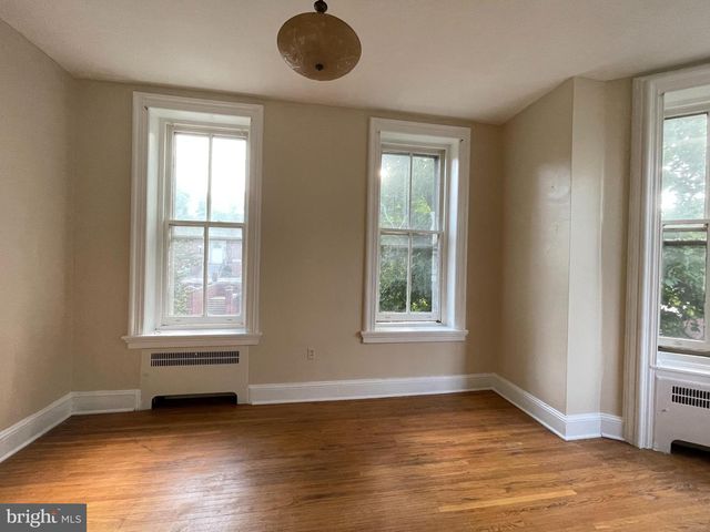 1220 PERKIOMEN AVE, Reading, PA 19602