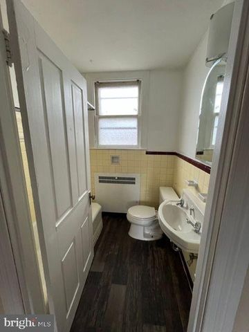 1220 PERKIOMEN AVE, Reading, PA 19602