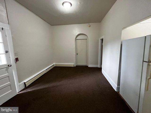 1220 PERKIOMEN AVE, Reading, PA 19602