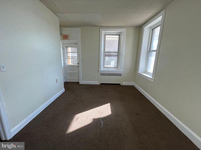 1220 PERKIOMEN AVE, Reading, PA 19602