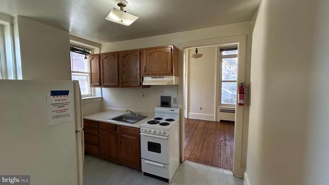 1220 PERKIOMEN AVE, Reading, PA 19602