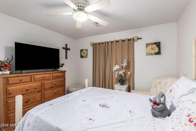 560 W TOPEKA Drive, Wickenburg, AZ 85390