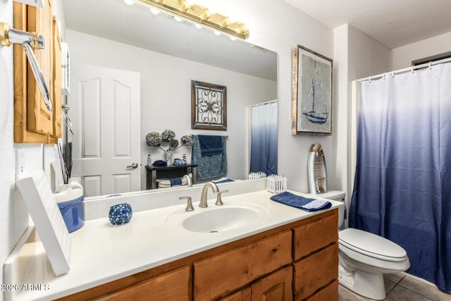 560 W TOPEKA Drive, Wickenburg, AZ 85390