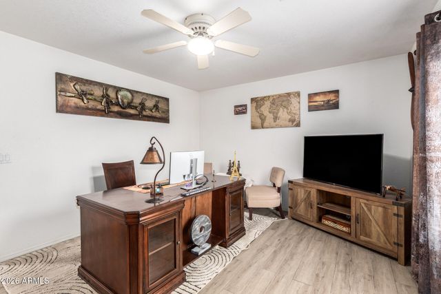 560 W TOPEKA Drive, Wickenburg, AZ 85390