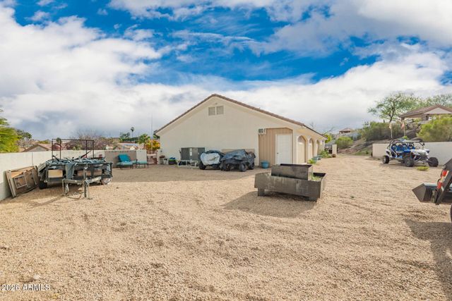 560 W TOPEKA Drive, Wickenburg, AZ 85390