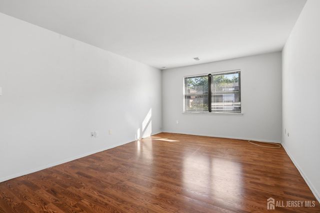 1728 Raspberry Court, Edison, NJ 08817