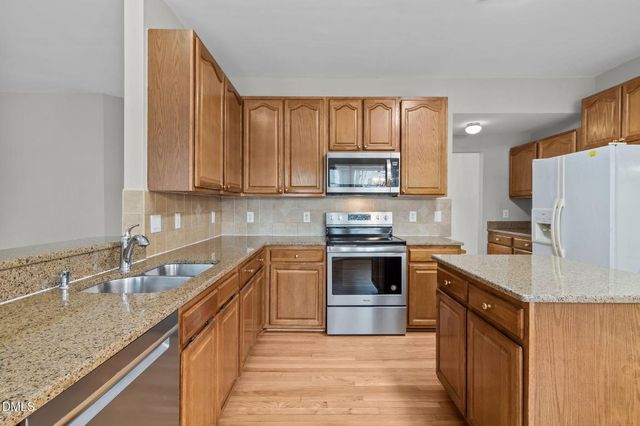 218 Longbridge Drive, Cary, NC 27518